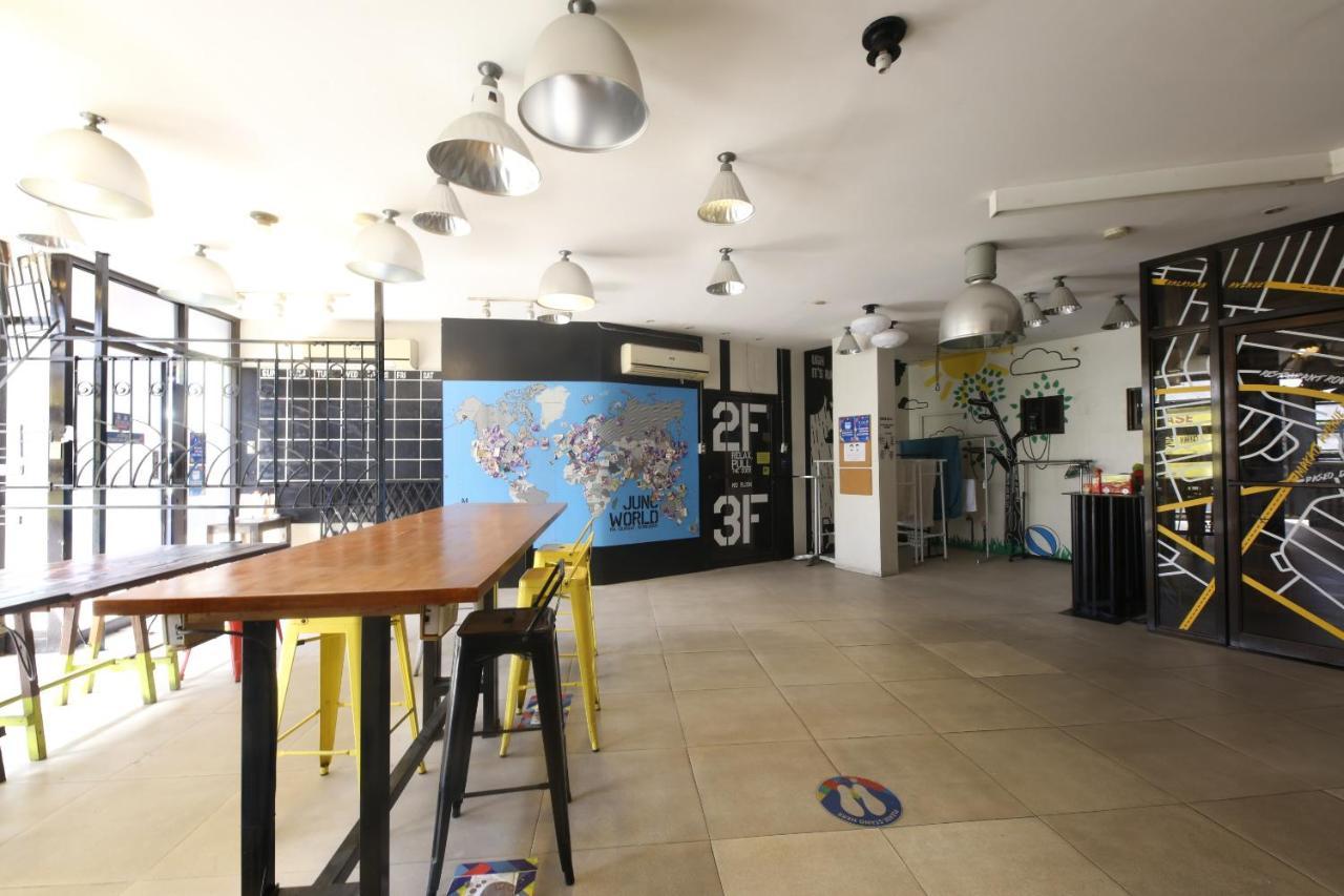 Oyo 866 Junction Hostels Manila Zewnętrze zdjęcie