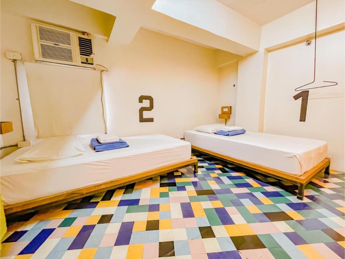 Oyo 866 Junction Hostels Manila Zewnętrze zdjęcie