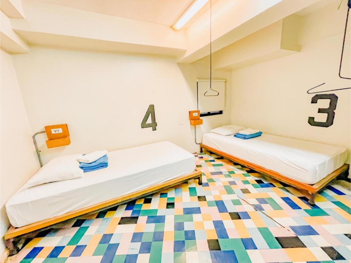 Oyo 866 Junction Hostels Manila Zewnętrze zdjęcie