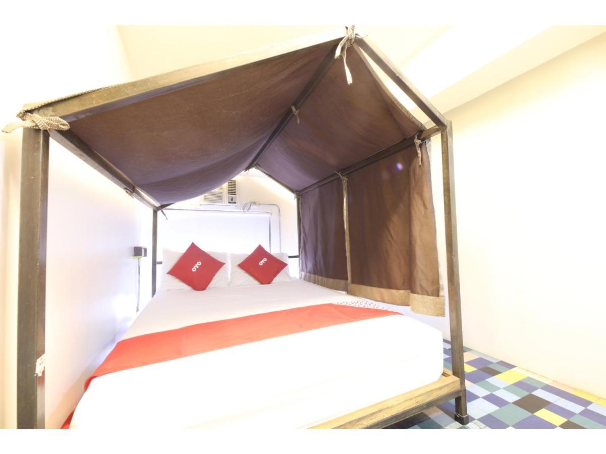 Oyo 866 Junction Hostels Manila Zewnętrze zdjęcie